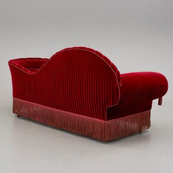 KANAPÉ, 1900-talets mitt.