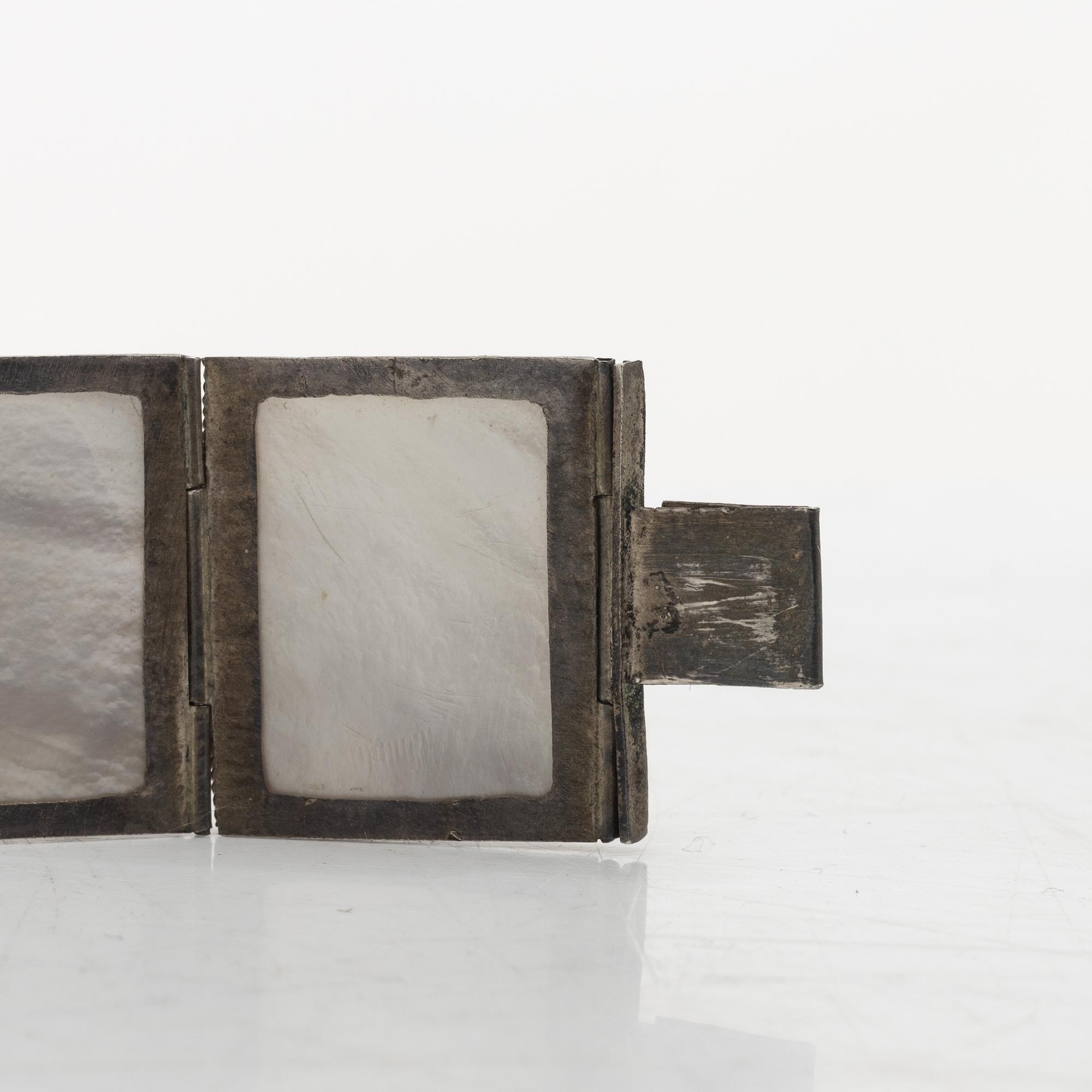 A silver and mother-of-pearl bracelet, Persia, circa 1900.