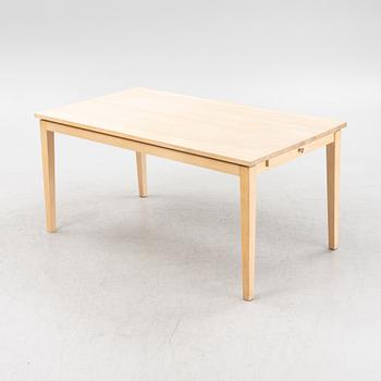Marit Stigsdotter, matbord samt stolar 6 st "Allegro" för Stolab daterat 2008.