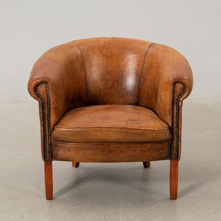 Armchair 1930s/40s.
