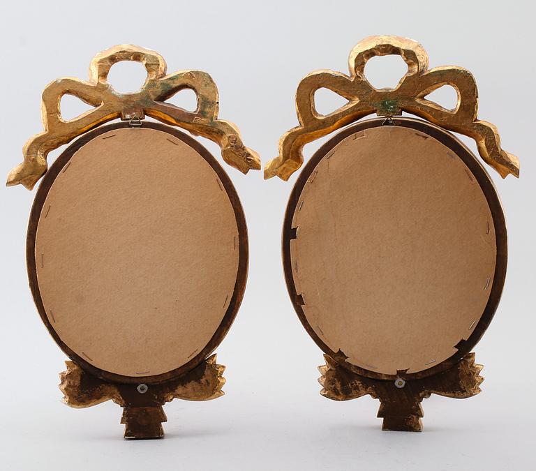 SPEGELLAMPETTER, 1 par, gustaviansk stil,1900-talets andra hälft.