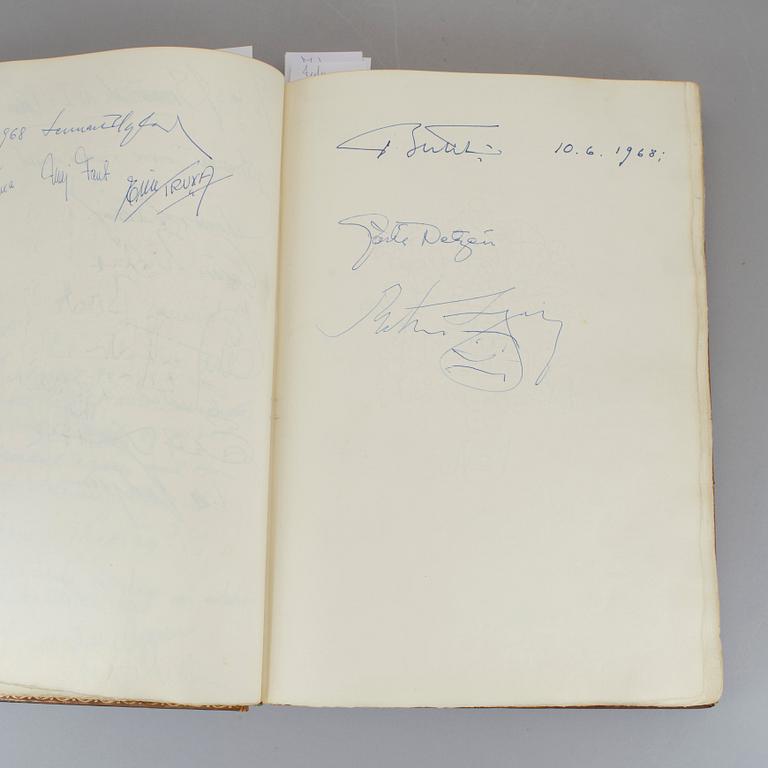 GÄSTBOK MED KÄNDISAUTOGRAFER, Kockska Krogen i Malmö, 1968-92.