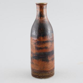 CARL-HARRY STÅLHANE, a stoneware vase from Designhuset, 1973-1988.