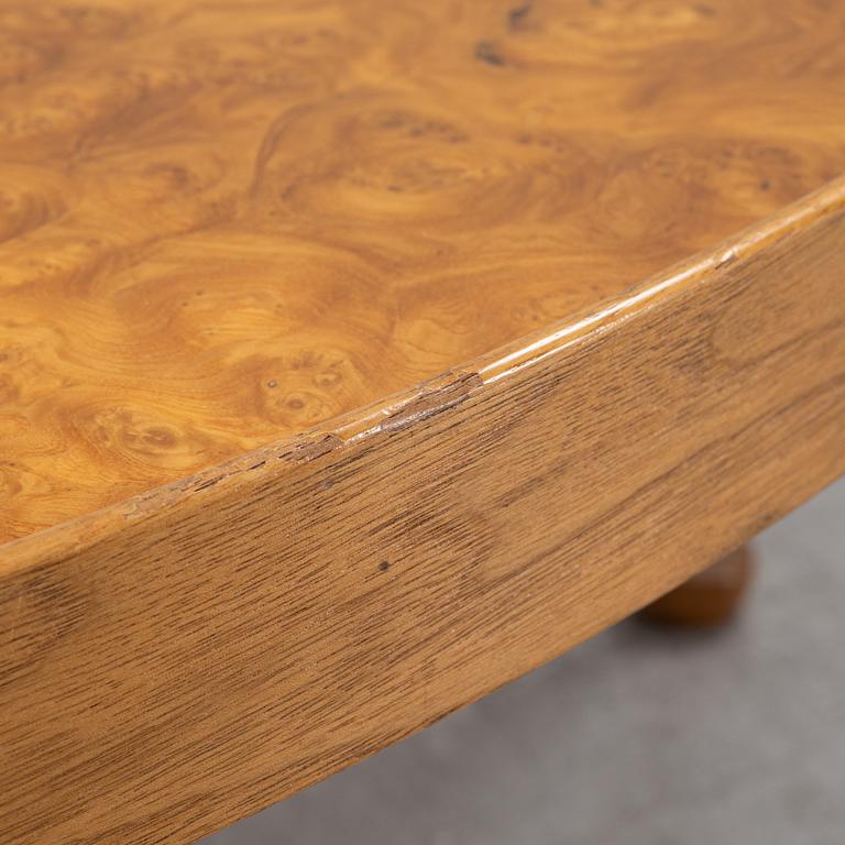 Josef Frank, soffbord, modell 2139, Firma Svenskt Tenn, före 1985.