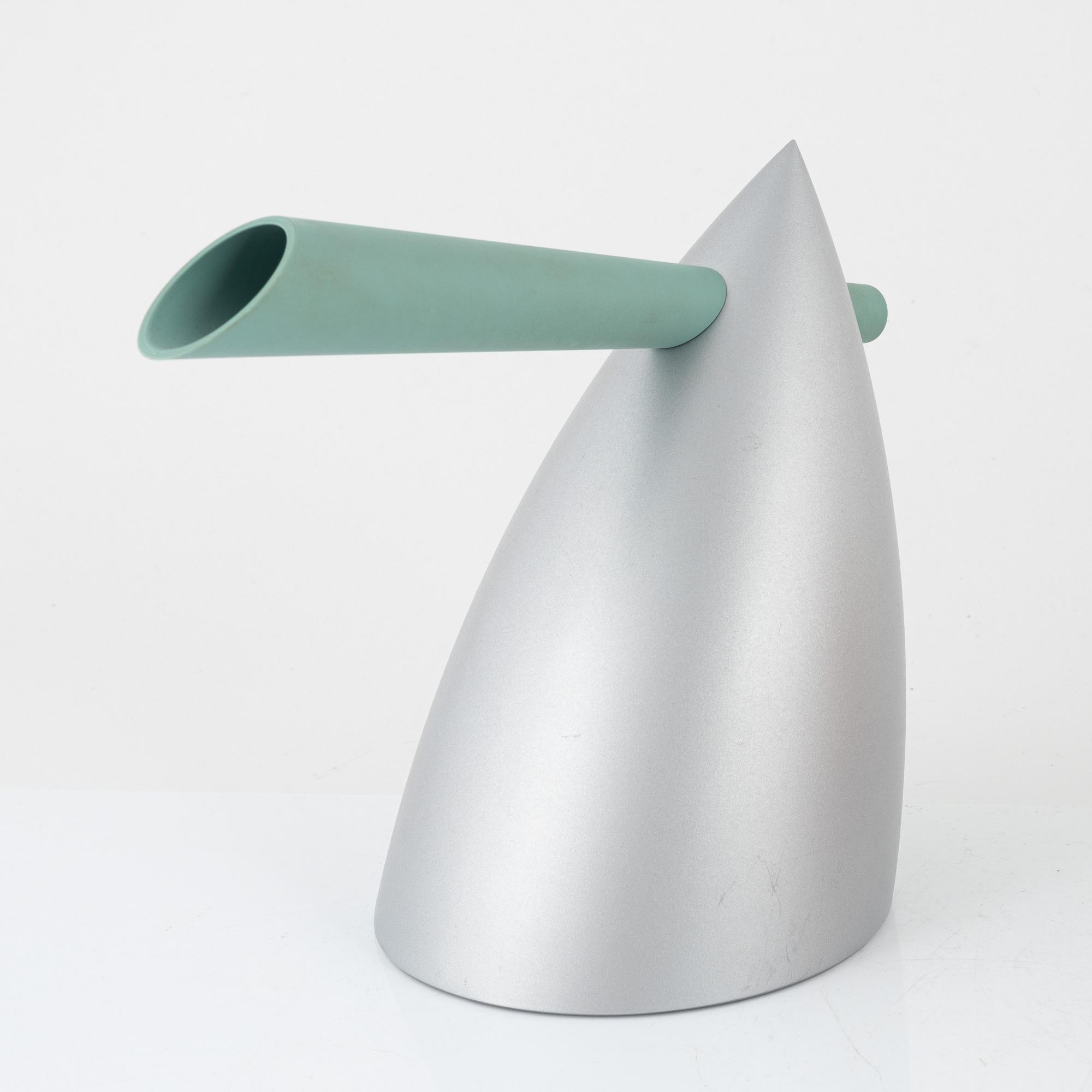 A coffee maker and coffee pot, Alessi/Philips.