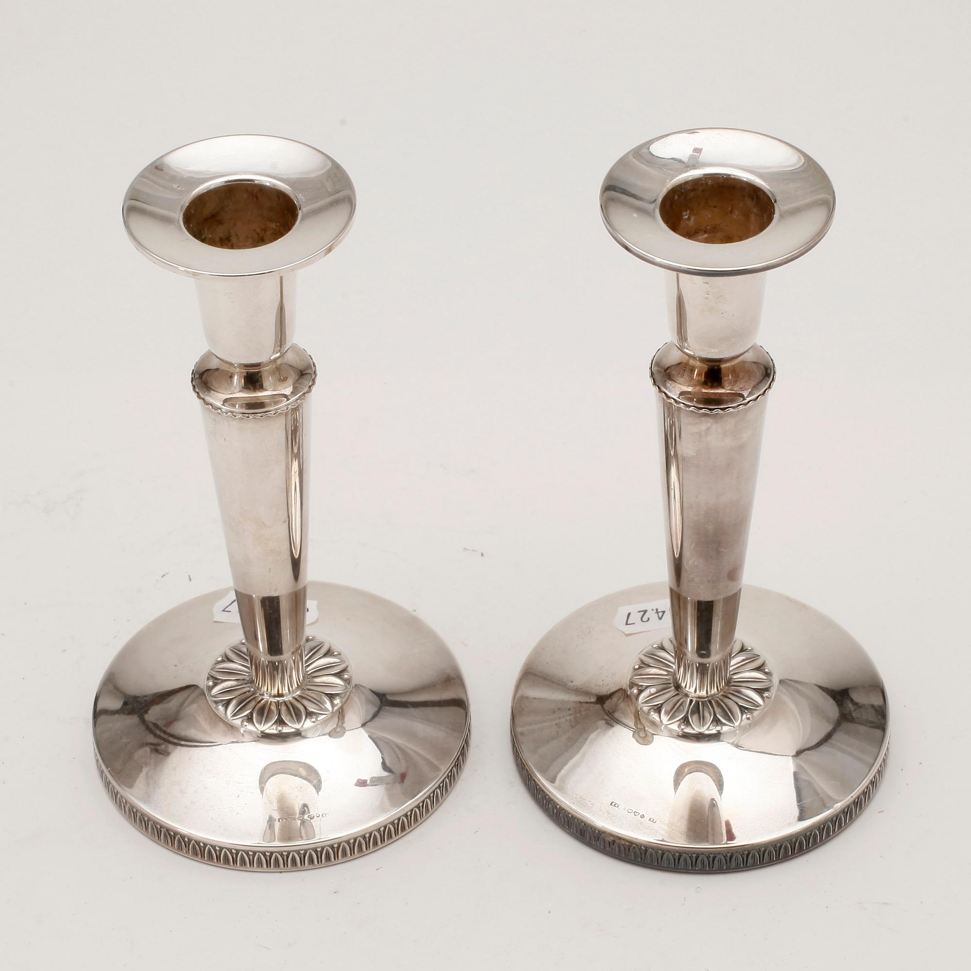 LJUSSTAKAR, ett par, silver, K & Ec, Göteborg, 1972.