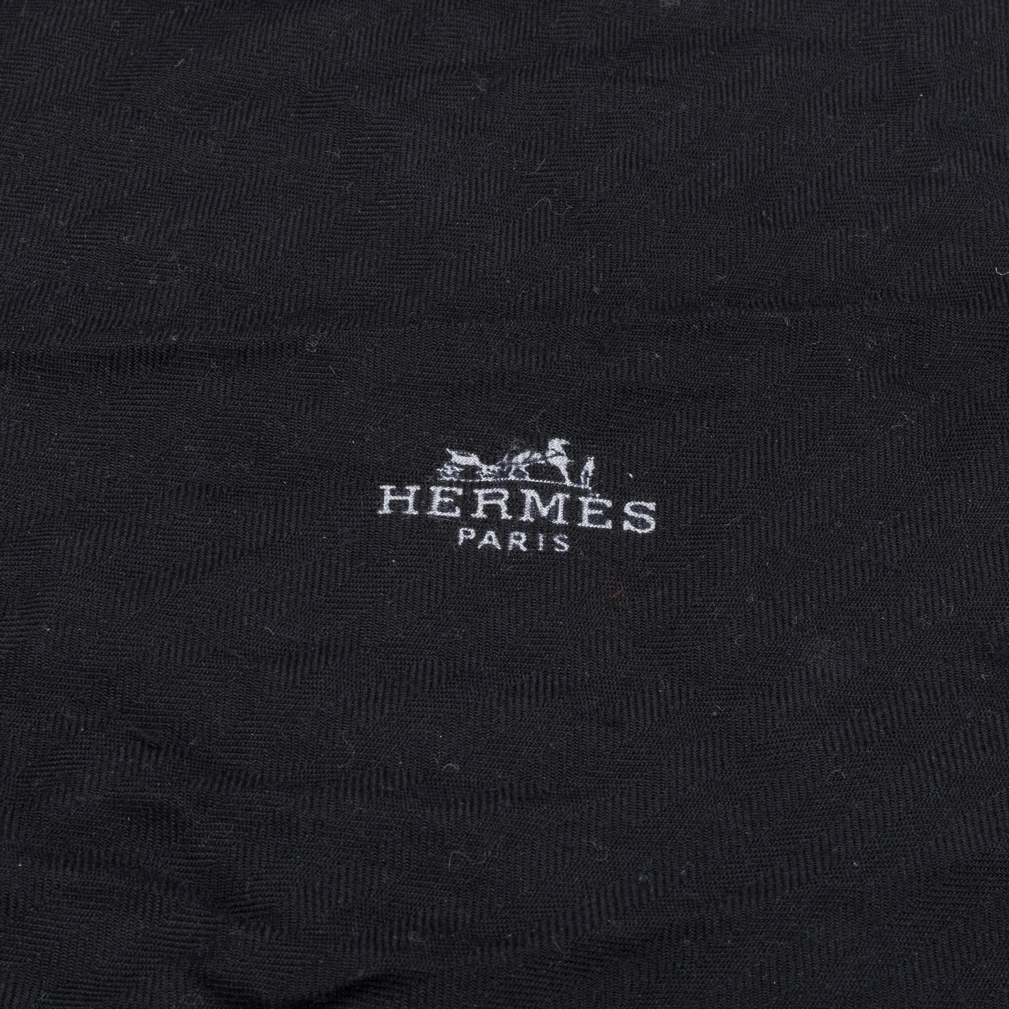 HERMÈS, scarf.