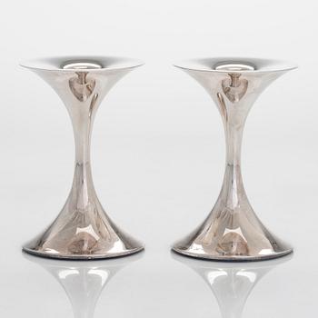 Tapio Wirkkala, a pair of 'Trumpet' silver candlesticks, Kultakeskus, Hämeenlinna 2011.