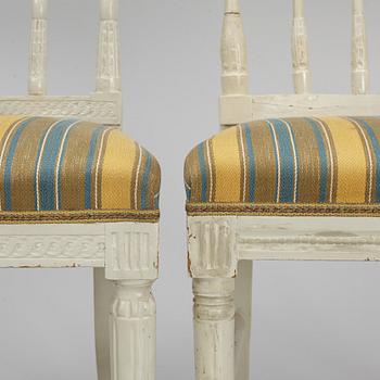 Stolar, 4 st snarlika, gustaviansk stil, 1800-tal.