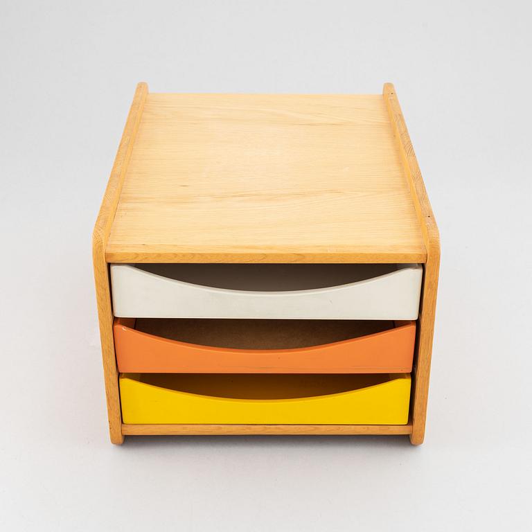 Børge Mogensen, an oak document box with lacquered drawers, 'A4/3', Karl Andersson & Söner,  20th century.