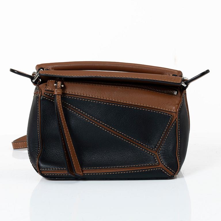 Loewe, väska, "Puzzle Mini".