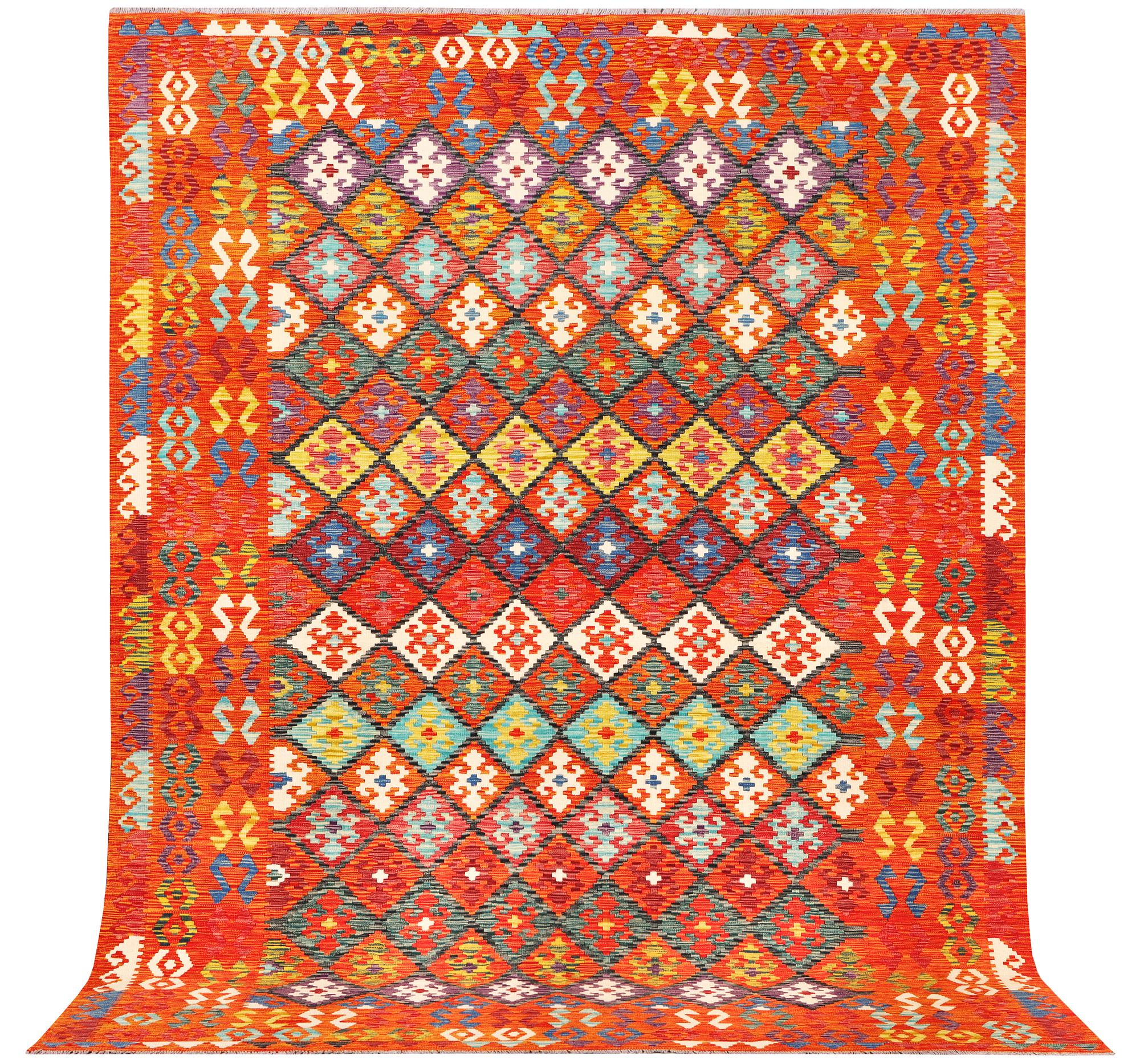 A Kilim carpet, c. 344 x 257 cm.