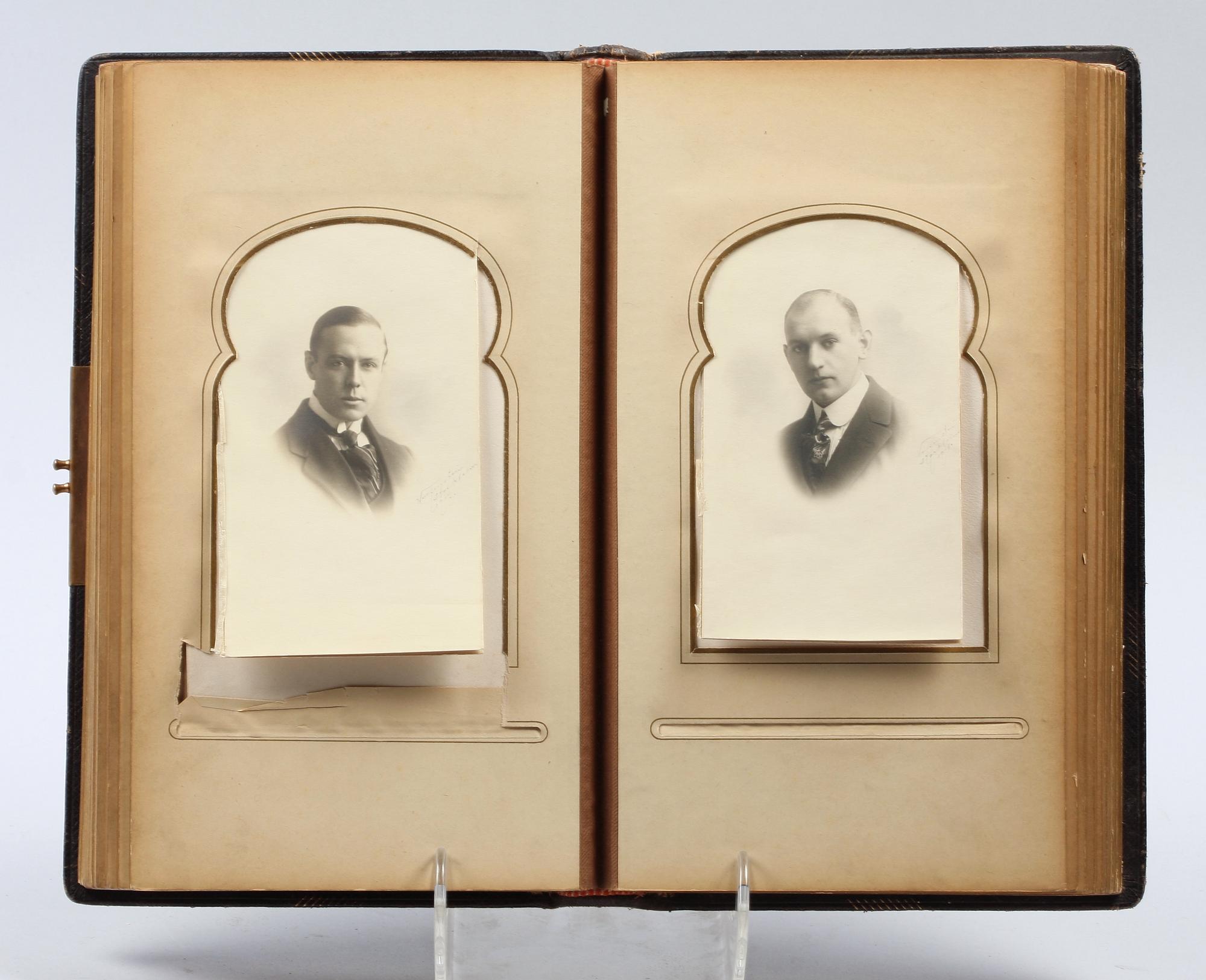 FOTOALBUM, sent 1800-tal.