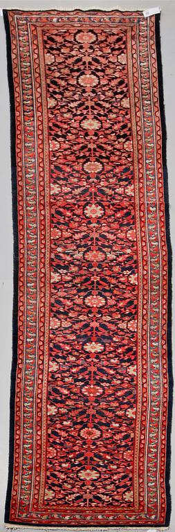 MATTA, orientalisk, semiantik. 100 x 400 cm.