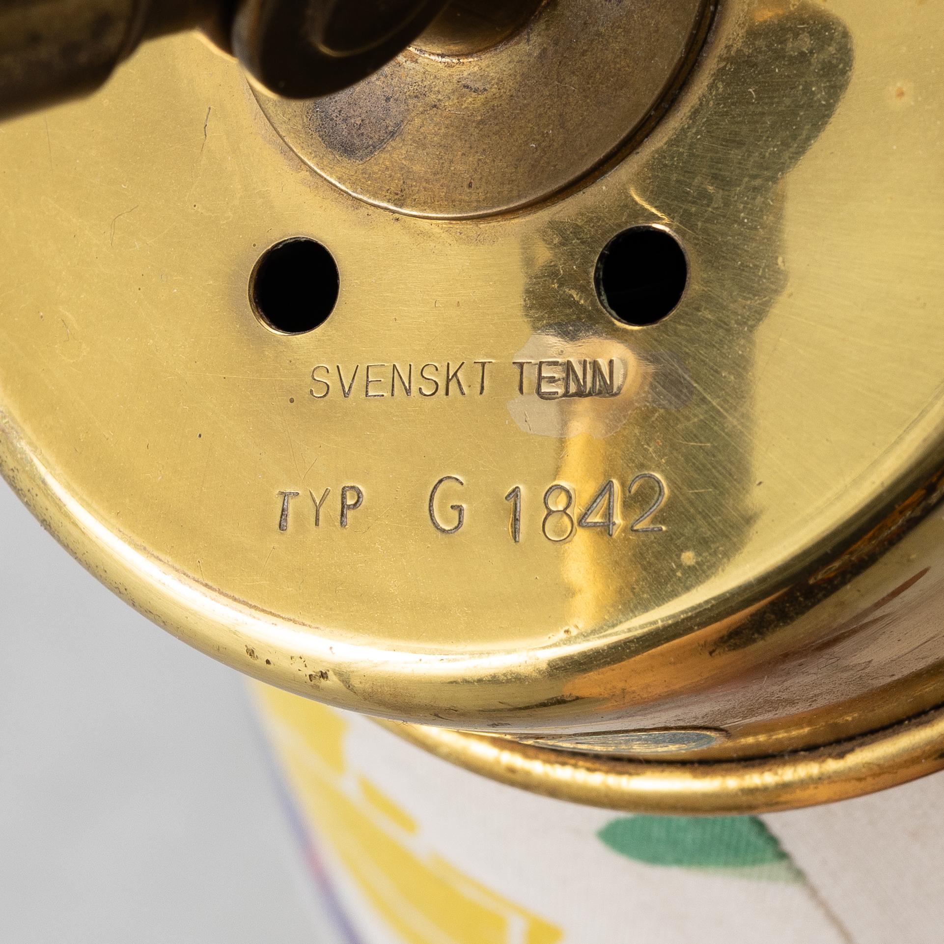 Josef Frank, golvlampa, modell 1842, Firma Svenskt Tenn.