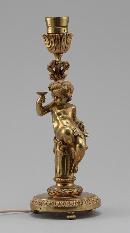 BORDSLAMPA, gulmetall, Louis XVI-stil, 1900-talets fjärde kvartal.