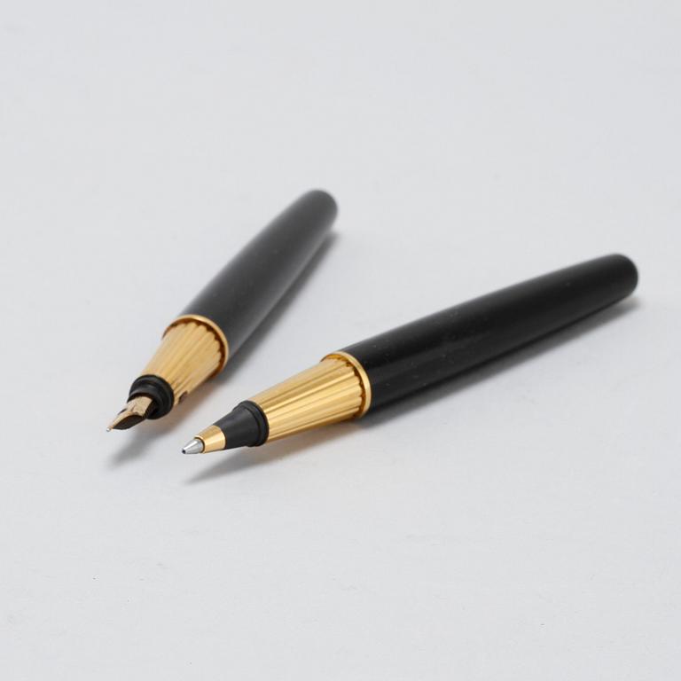 A ballpoint and fountain pen by Pasha de Cartier, end of the 20th century.