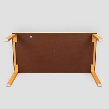 Alvar Aalto, bord, modell 82A, Artek.
