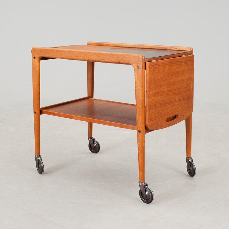 SERVERINGSVAGN, teak, 1960-tal.