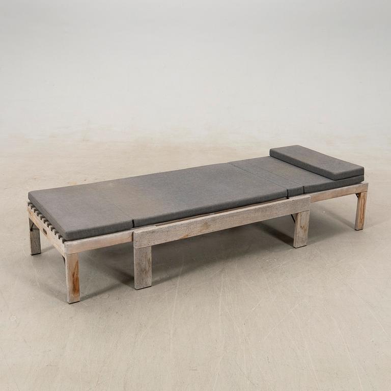 Sun bed "Riviera" Skagerak Denmark modern production.
