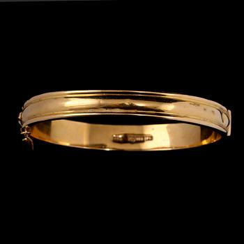ARMRING, 18k guld, Hildens Guldvaror, Sala, 1953. Vikt 13 g.