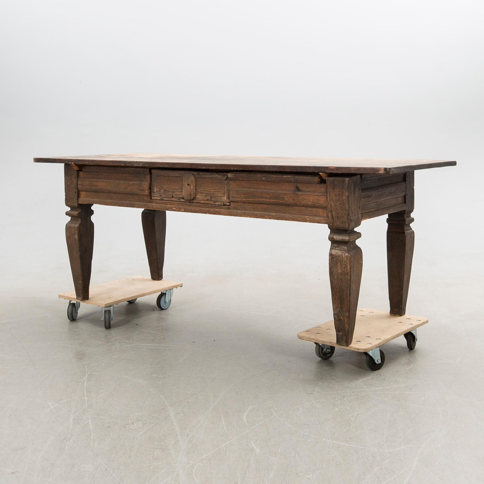 Table, second half of the 18th century.