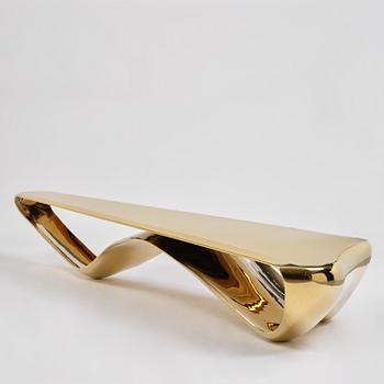 Johan Jonsson, soffbord/skulptur, "Luscious P1 Series" (Golden Table Edition), prototyp 1/2, 2010-2012.