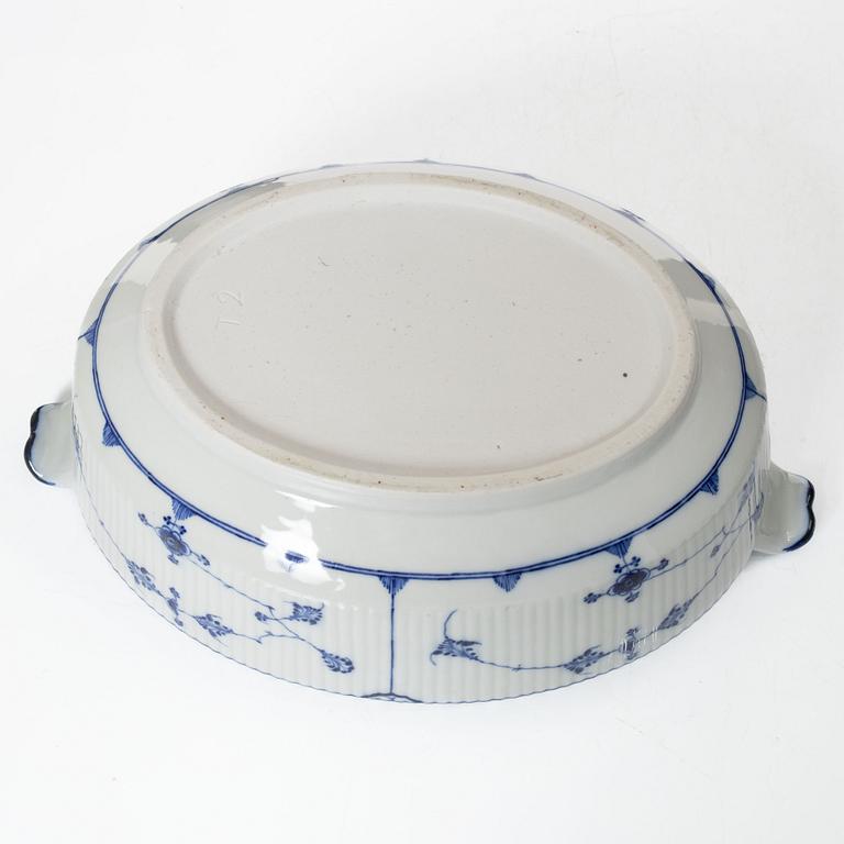 Terrin med lock, porslin, Royal Copenhagen, "Musselmalet", tidig modell, 1800-tal.