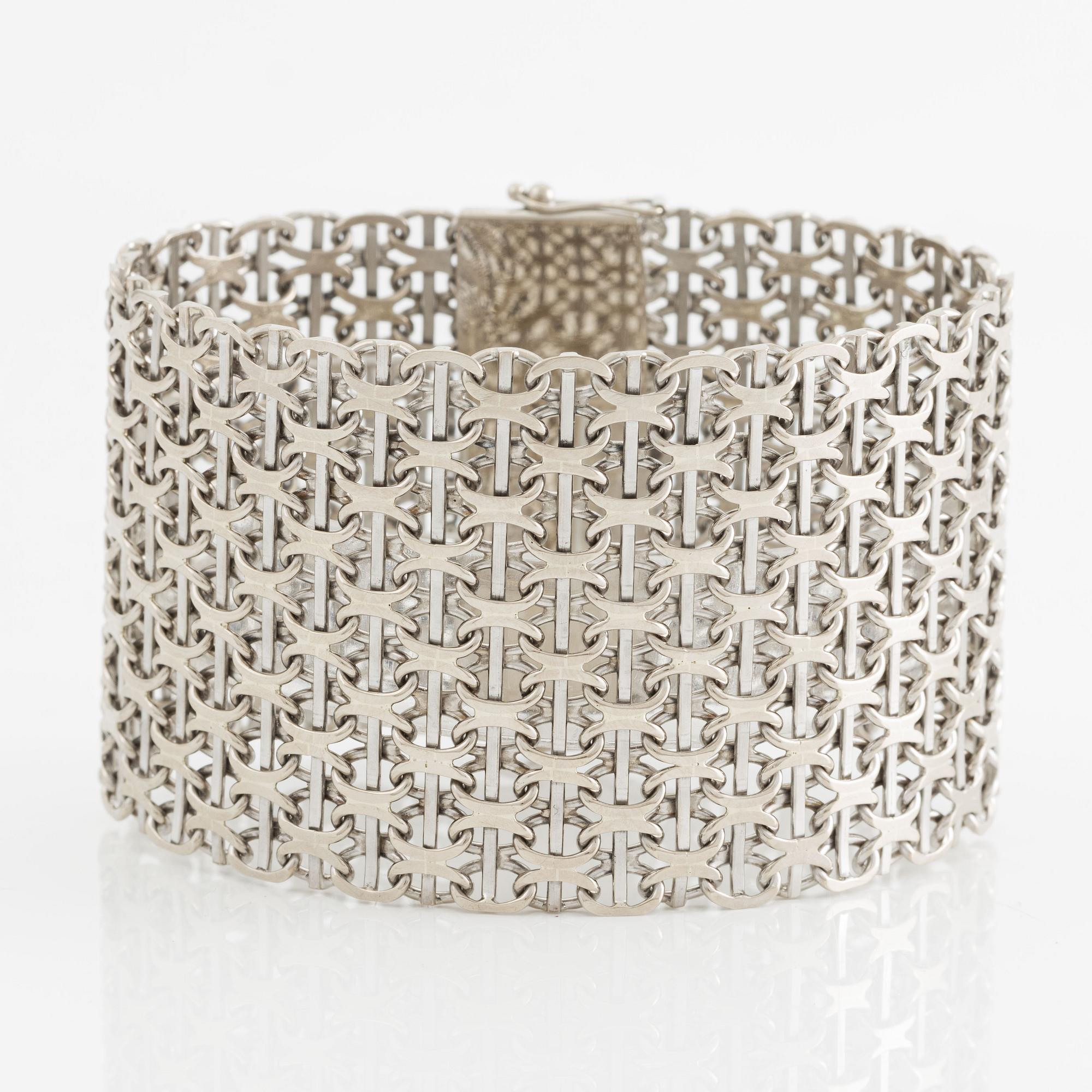 Bracelet 18K white gold, X-link.