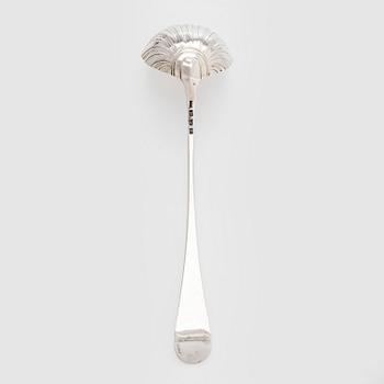 Kauha, sterling hopeaa, Lontoo Englanti 1761.