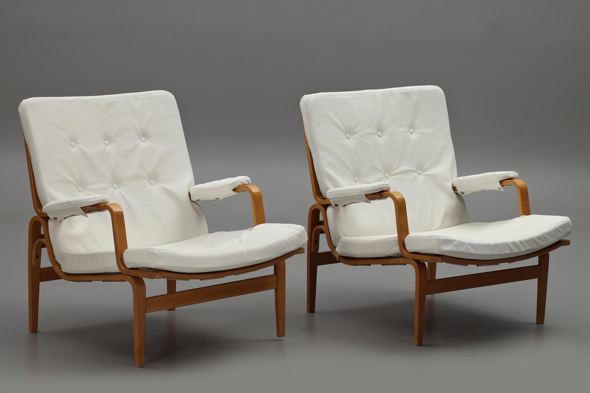 FÅTÖLJER, ett par, "Ingrid", Bruno Mathsson, 1900-talets slut.