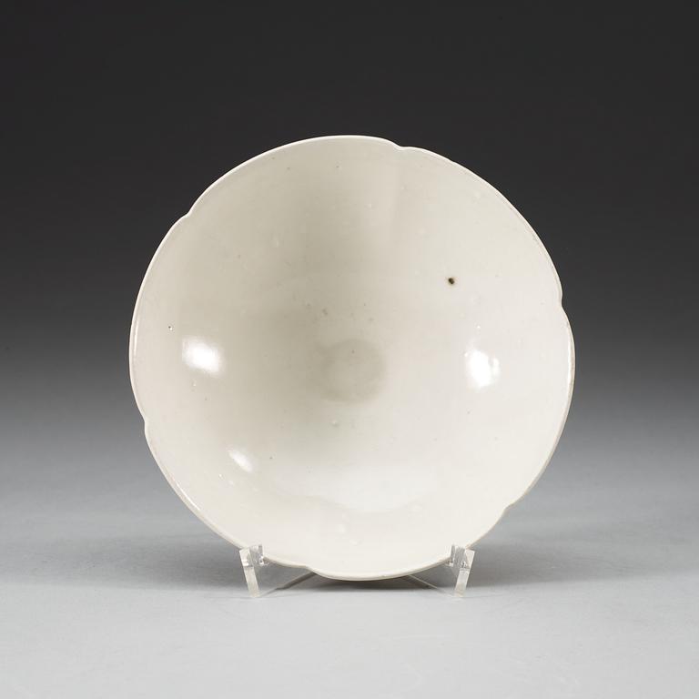A white glazed bowl, Song dynasty (960-1279).