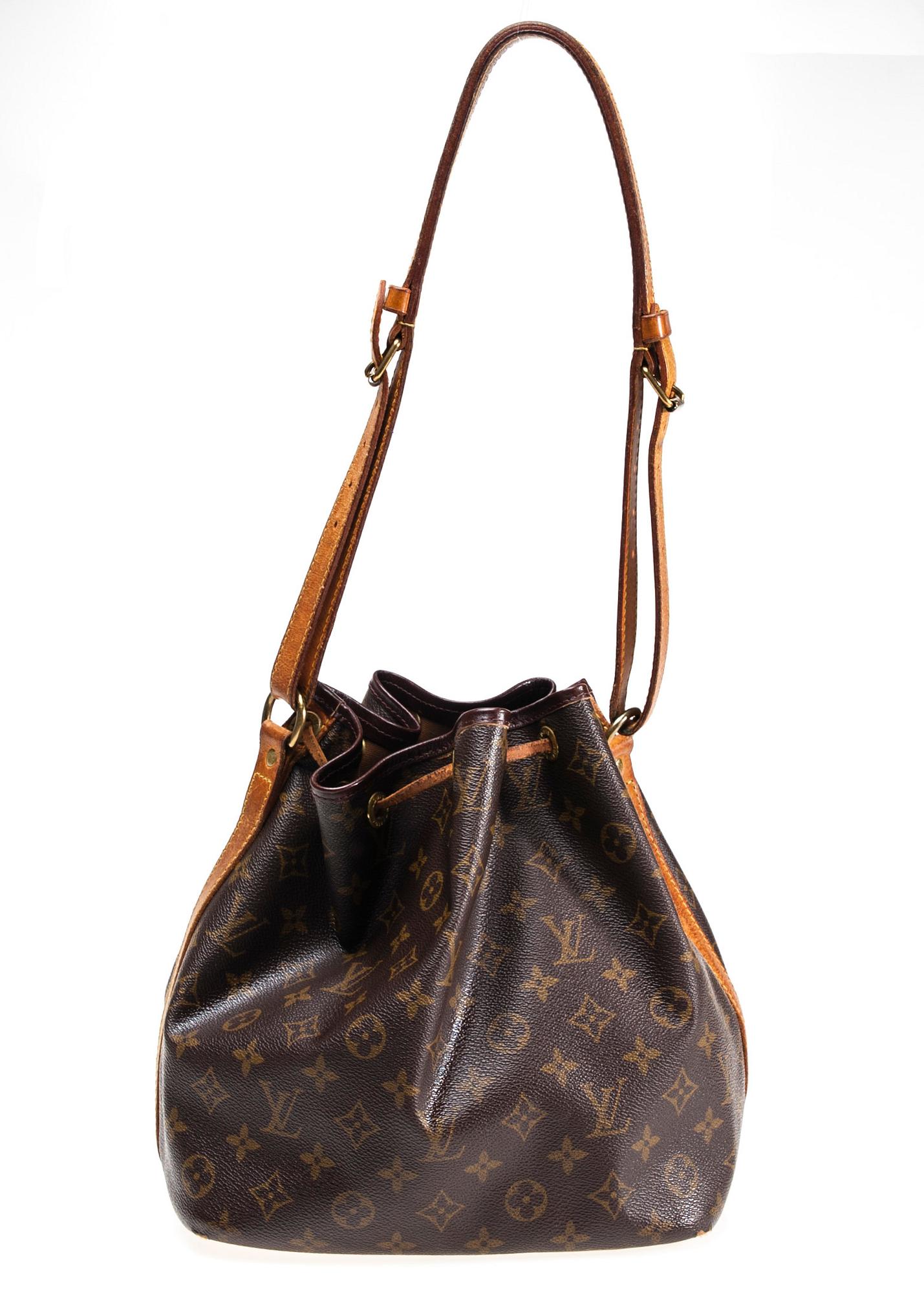 VÄSKA, "Petit Noé", Louis Vuitton.