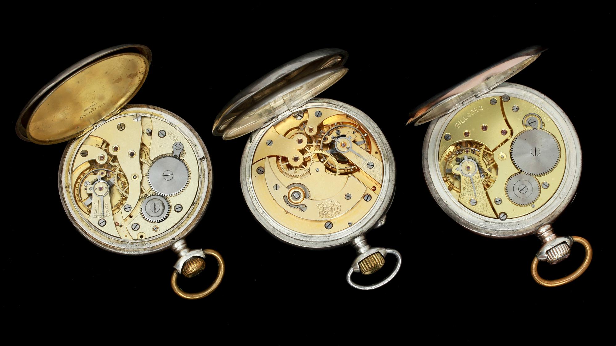 HERRFICKUR, 3 st, bl a silver, omkring år 1900.
