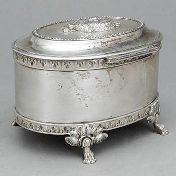 SOCKERSKRIN, silver, August Albrekt Paulsson, Stockholm, 1909. Vikt ca 571g.