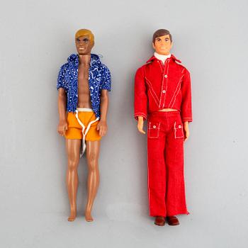 Four Barbiedolls with accessories, Mattel, 1970's.