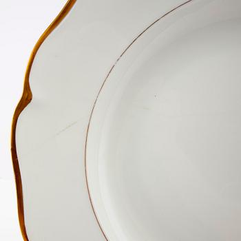 Service for 100 persons, Rosenthal, first half of the 20th century porcelain.