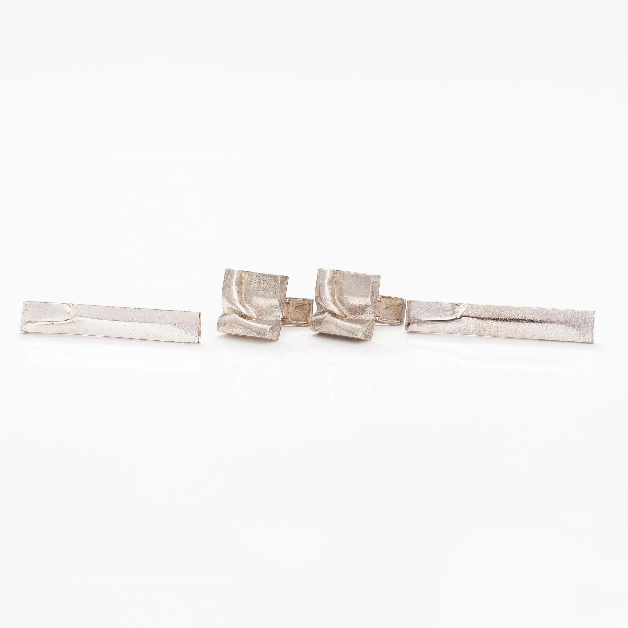 BJÖRN WECKSTRÖM, Two tiepins "Jupiter" and a pair of cufflinks "Landscape on Luna". Lapponia 1972-2010.