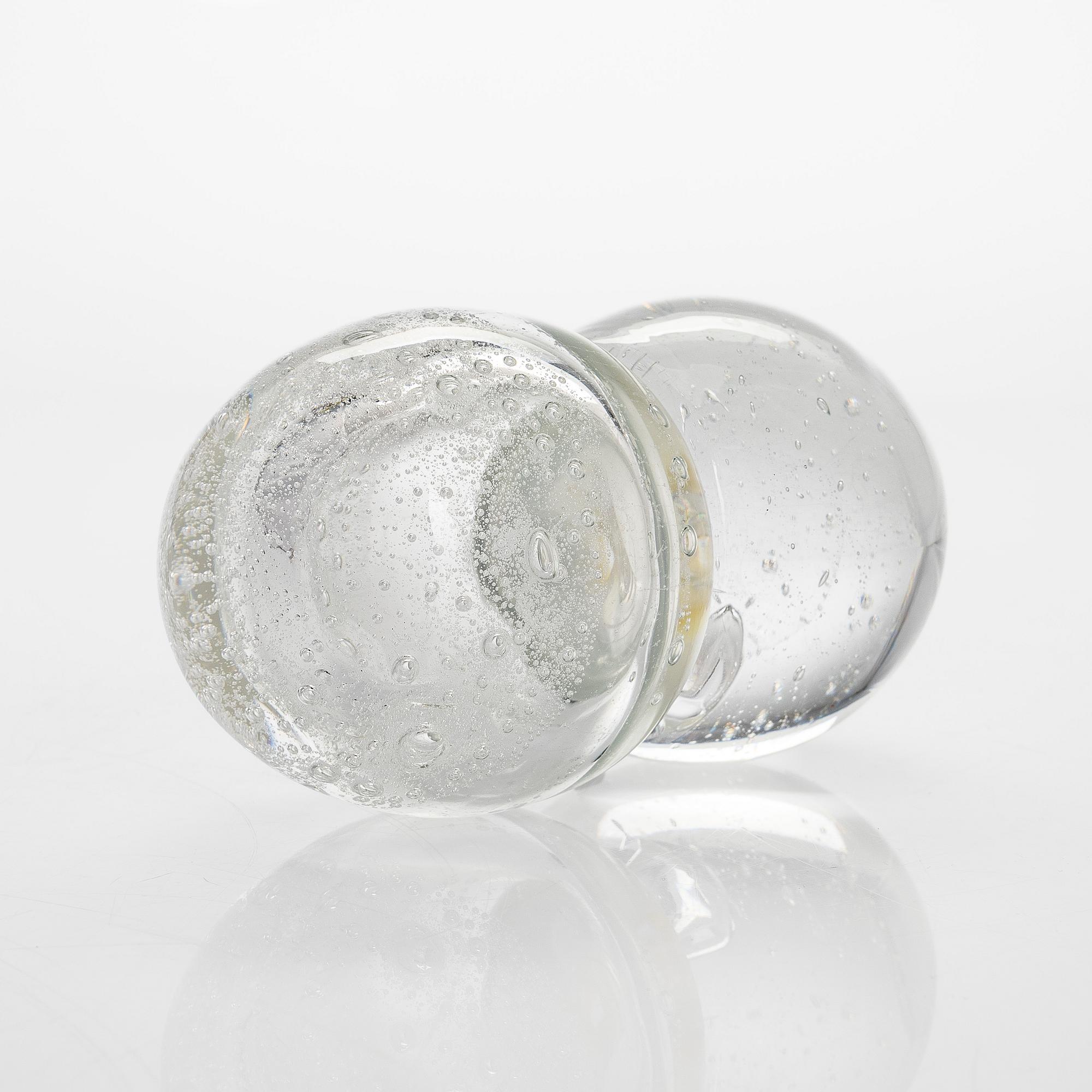 Tiina Nordström, konstglas, signerad Tiina Nordström, Iittala 1992.