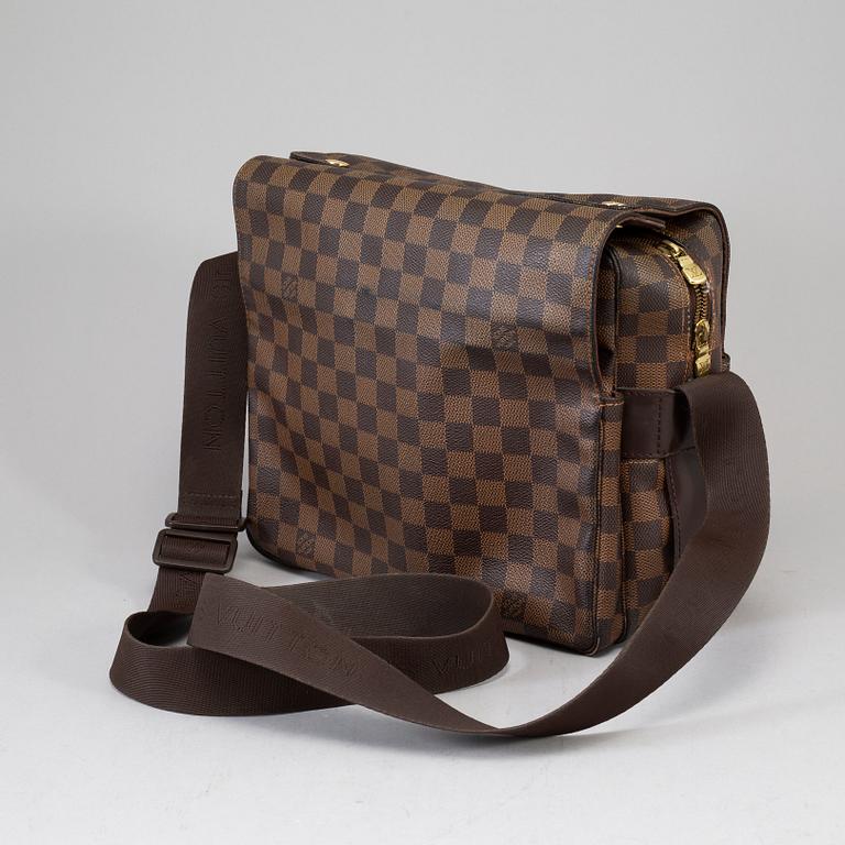 LOUIS VUITTON, a 'Naviglio' Damier Ebene bag.