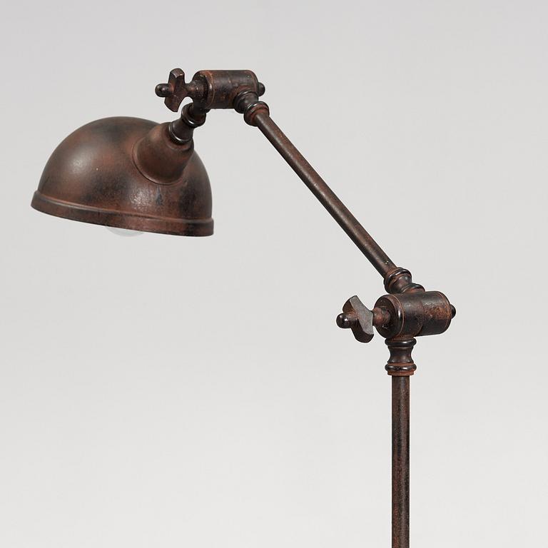 An industrial floor light, first half of the 20th century.