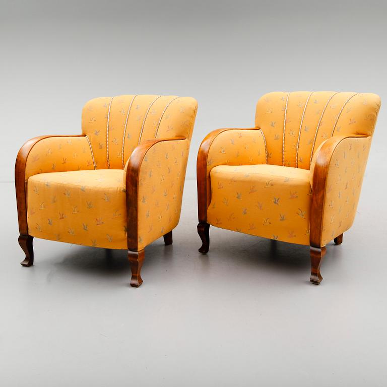 FÅTÖLJER, 1 par, 1900-talets första hälft.