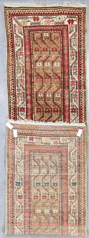 GALLERIMATTA, old Nordvästpersisk. Ca 412,5 x 94.