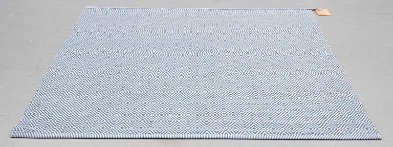 Carpet, flat weave, 'Goose eye XL", Kasthall, ca 223 x 165 cm.