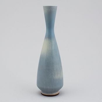 A stoneware vase by Berndt Friberg, Gustavsberg.