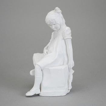 FIGURIN, parian, otydligt signerad, 1900-talets början.