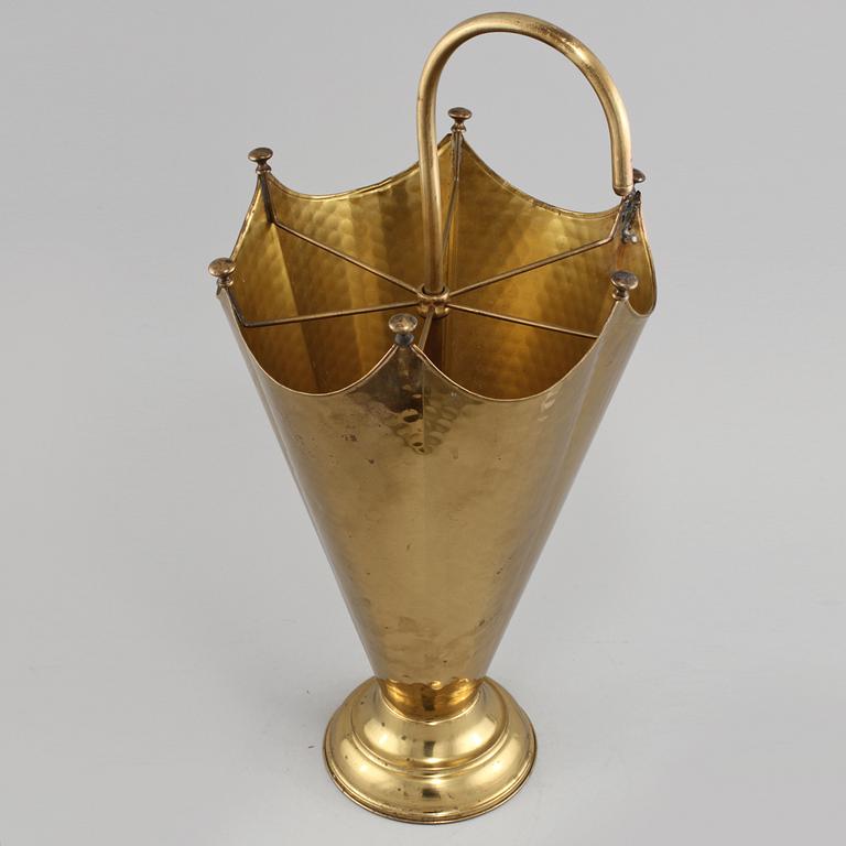 PARAPLYSTÄLL, gulmetall, omkring 1900-talets mitt.