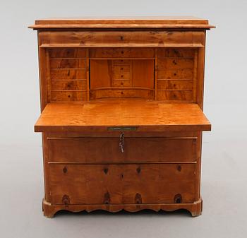 CHIFFONJÉ, 1800-talets mitt.