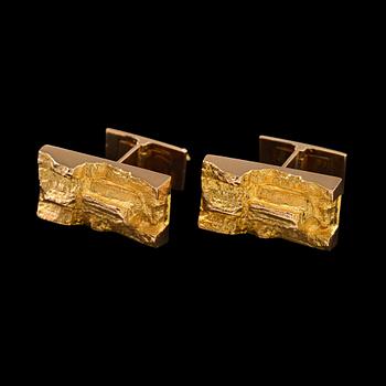 Björn Weckström, A PAIR OF CUFFLINKS, gold 14K, "Polar Night", Kruunu Koru 1966. Weight 11,9 g.