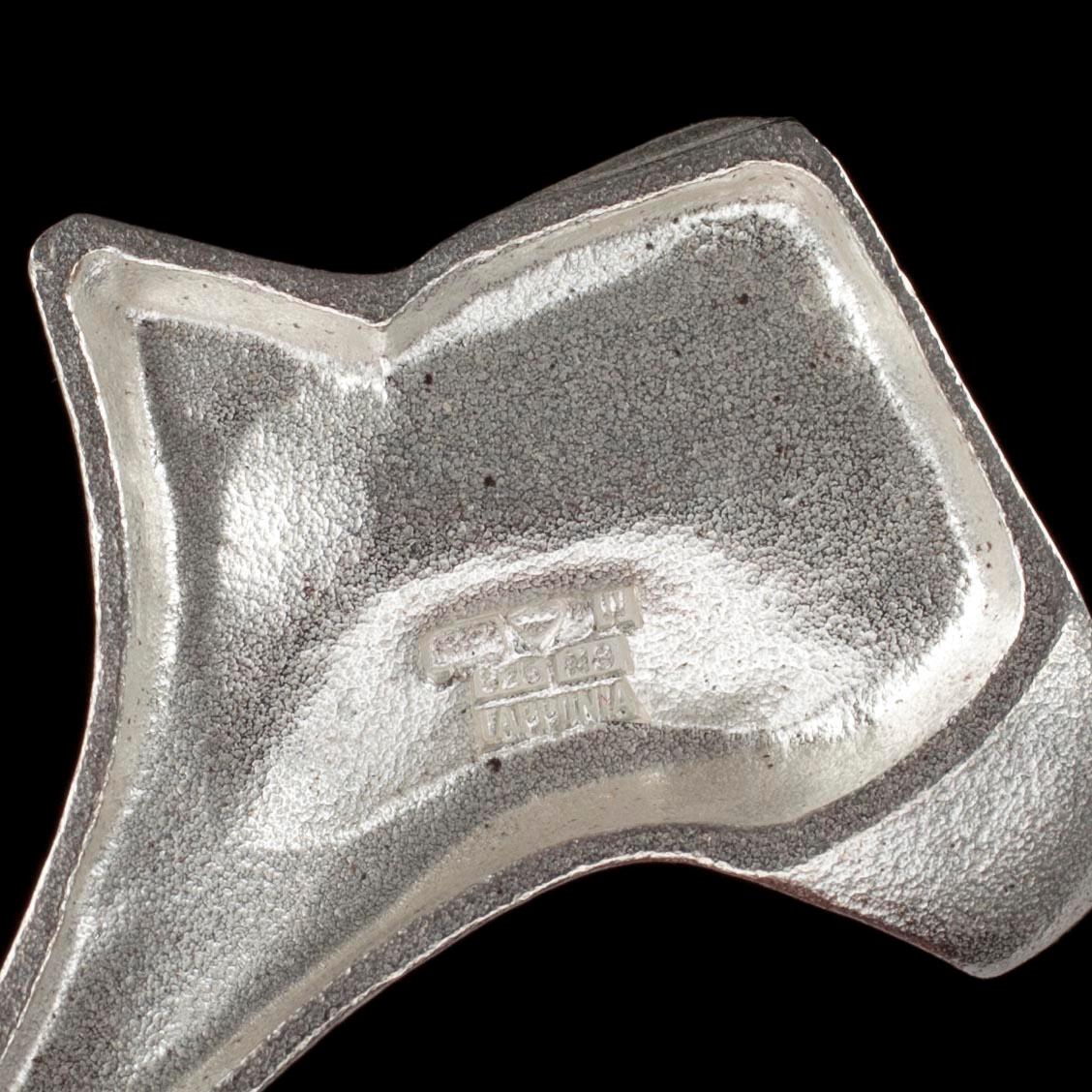 ÖRHÄNGEN, silver, "Mini Punk" 1990, samt SLIPSNÅL, Björn Weckström, Lapponia.